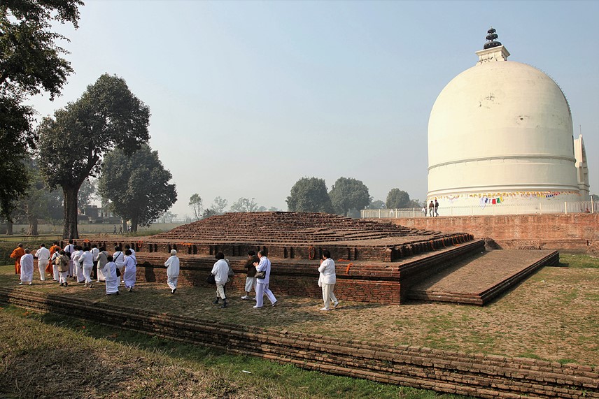 Kushinagar il luogo della morte del Buddha