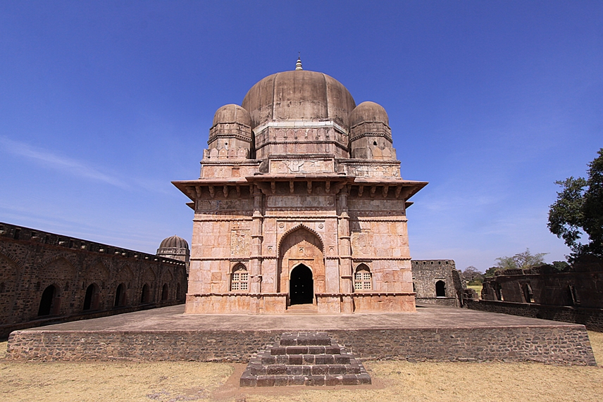 rovine abbandonate di Mandu