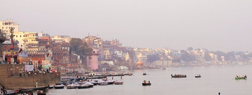 Varanasi la città santa indiana